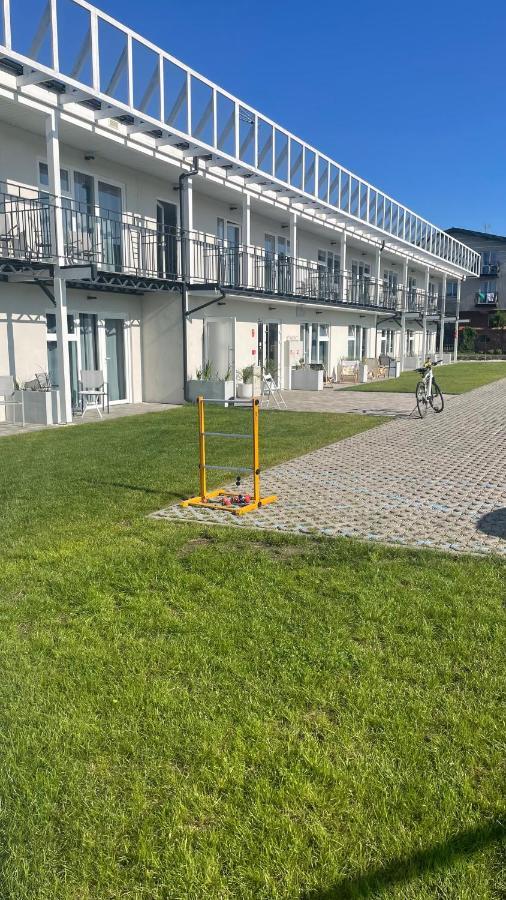 Pensjonat Victoria Ustka Ngoại thất bức ảnh